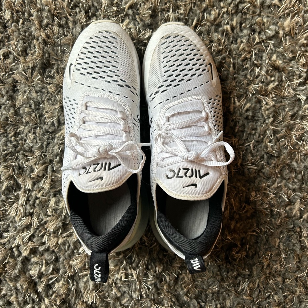 Nike Air 270